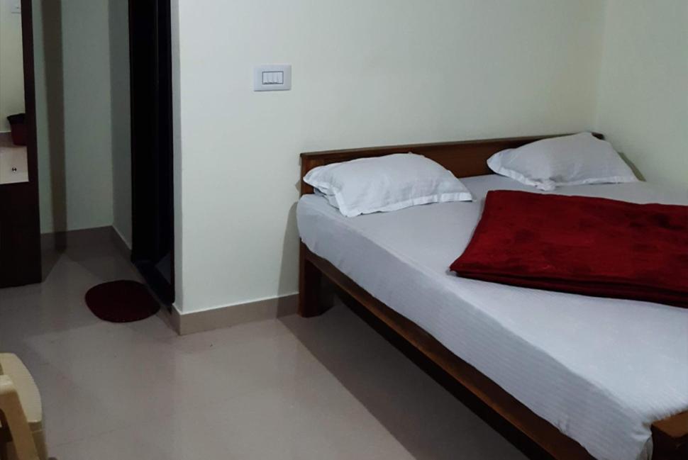 Sri Nandini Guest House Chikmagalūr Exteriör bild