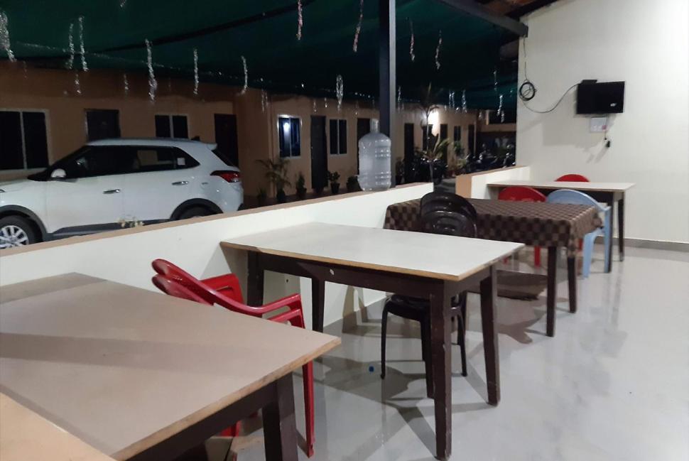 Sri Nandini Guest House Chikmagalūr Exteriör bild